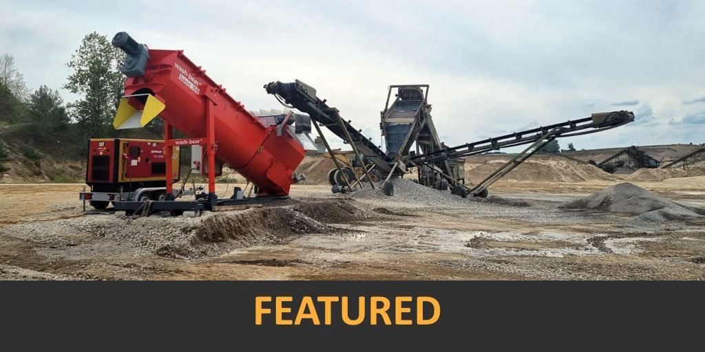 Wash-bear Basic 100 Hook lift mobile from 2021 with 15 Hours available from Findeq